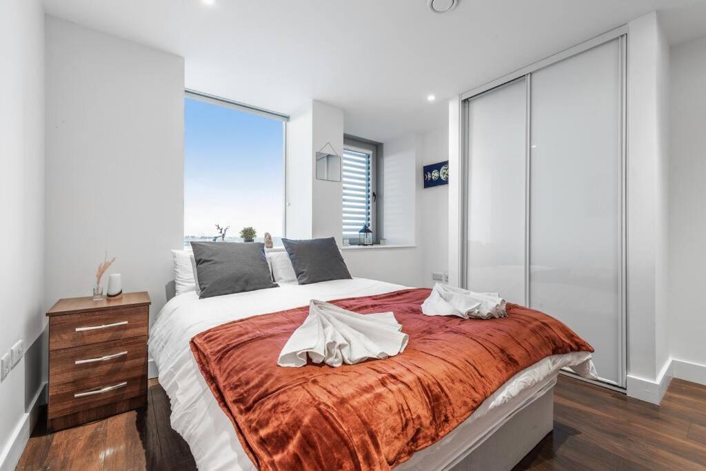 Cozy One Bedroom Flat 20 Mins Central London Bp142 Bagian luar foto