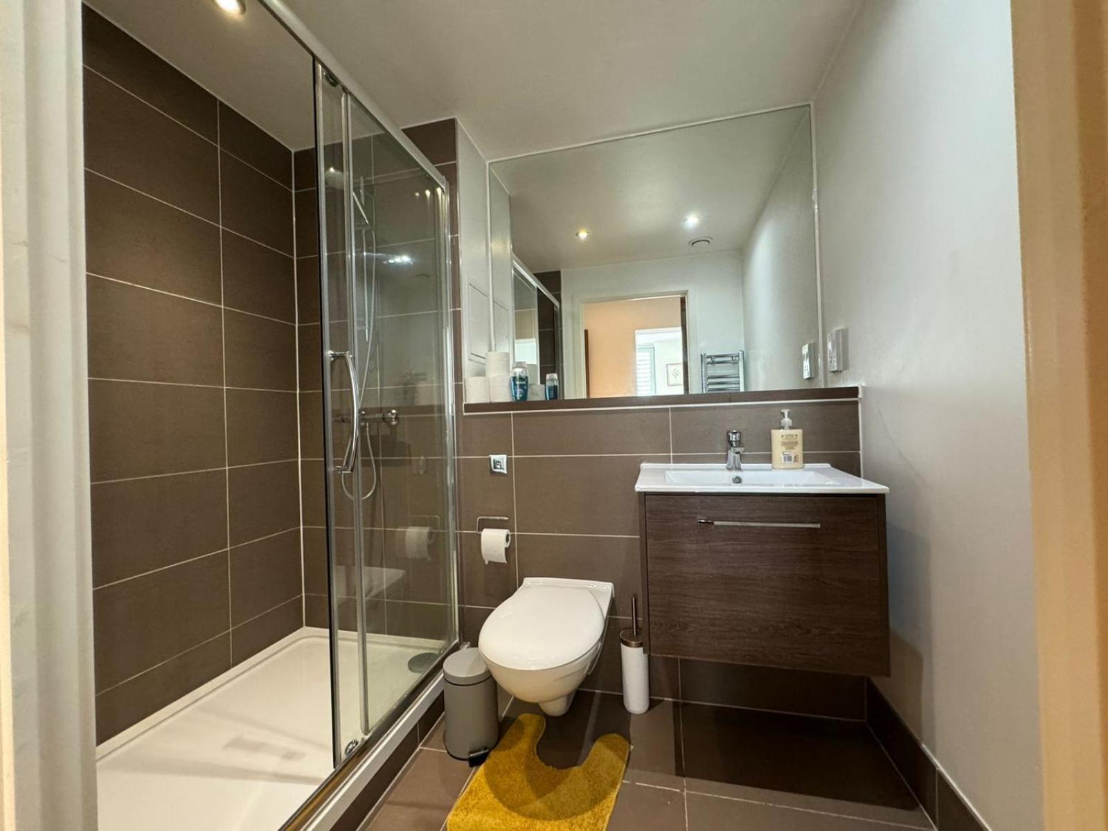 Cozy One Bedroom Flat 20 Mins Central London Bp142 Bagian luar foto